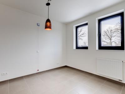 Energiezuinige assistentiewoning met autostaanplaats en groene omgeving