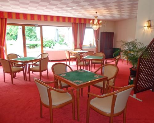 Circle Trianon
