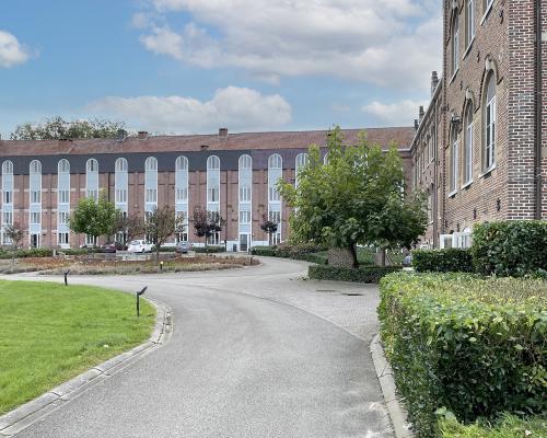 Sint-Lambertus&#039; Buren Assistentiewoningen